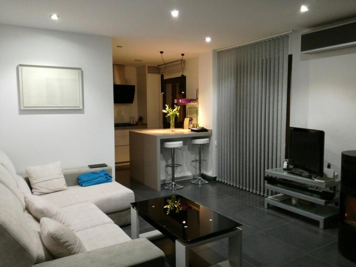Rumah percutian Center Design House *