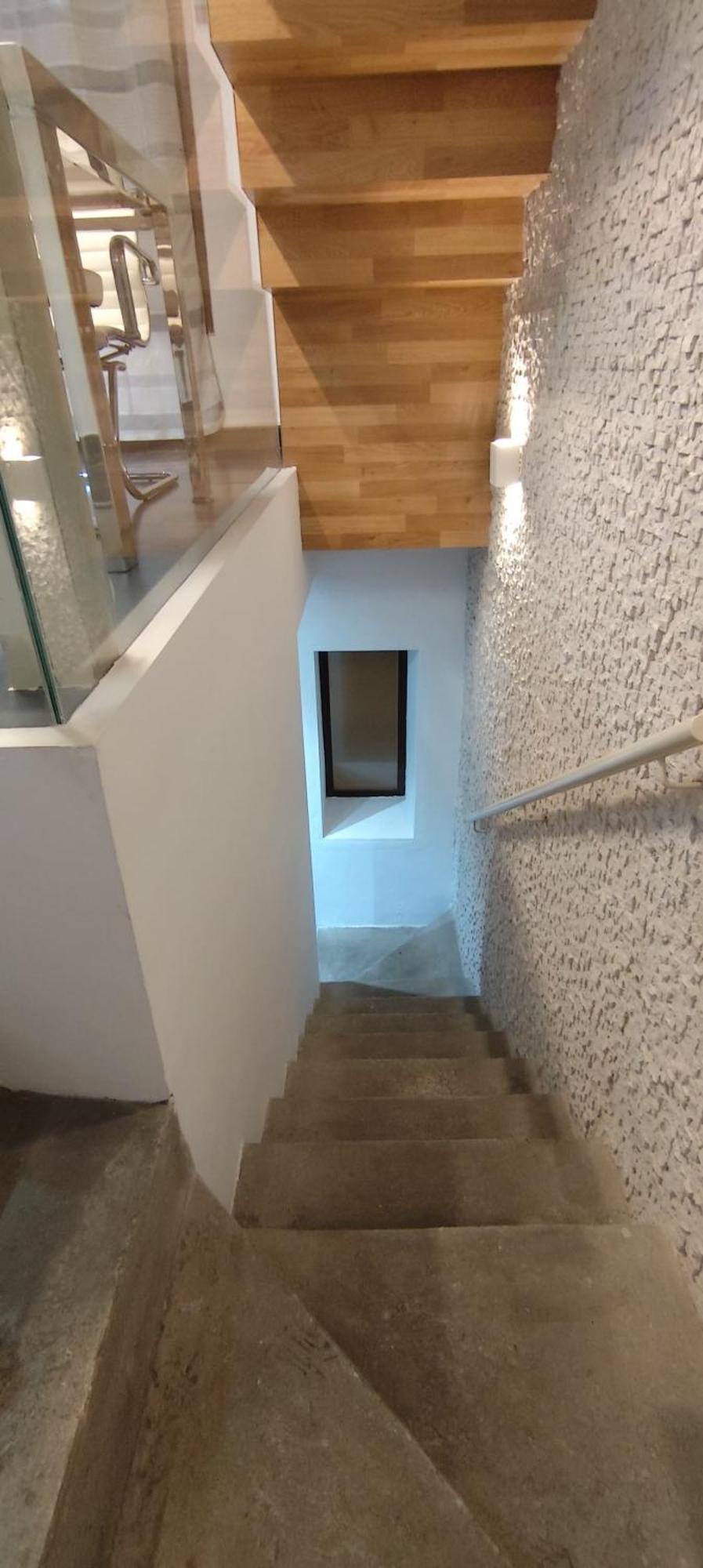 Center Design House *
